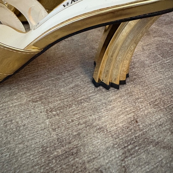 Zara gold heeled sandals - Picture 2 of 6